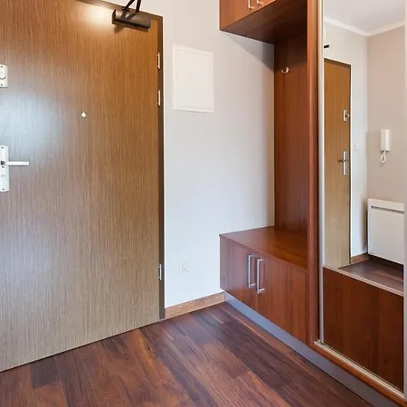 - Krolewska, Sun & Snow